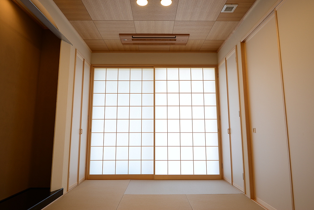 こじんまりとした和室　